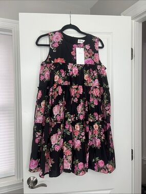 BRAND NEW 🩷Rare Dress + Bows